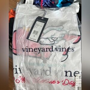 Brand new Valentine’s Day vineyard vines tee shirt. size. With tags.